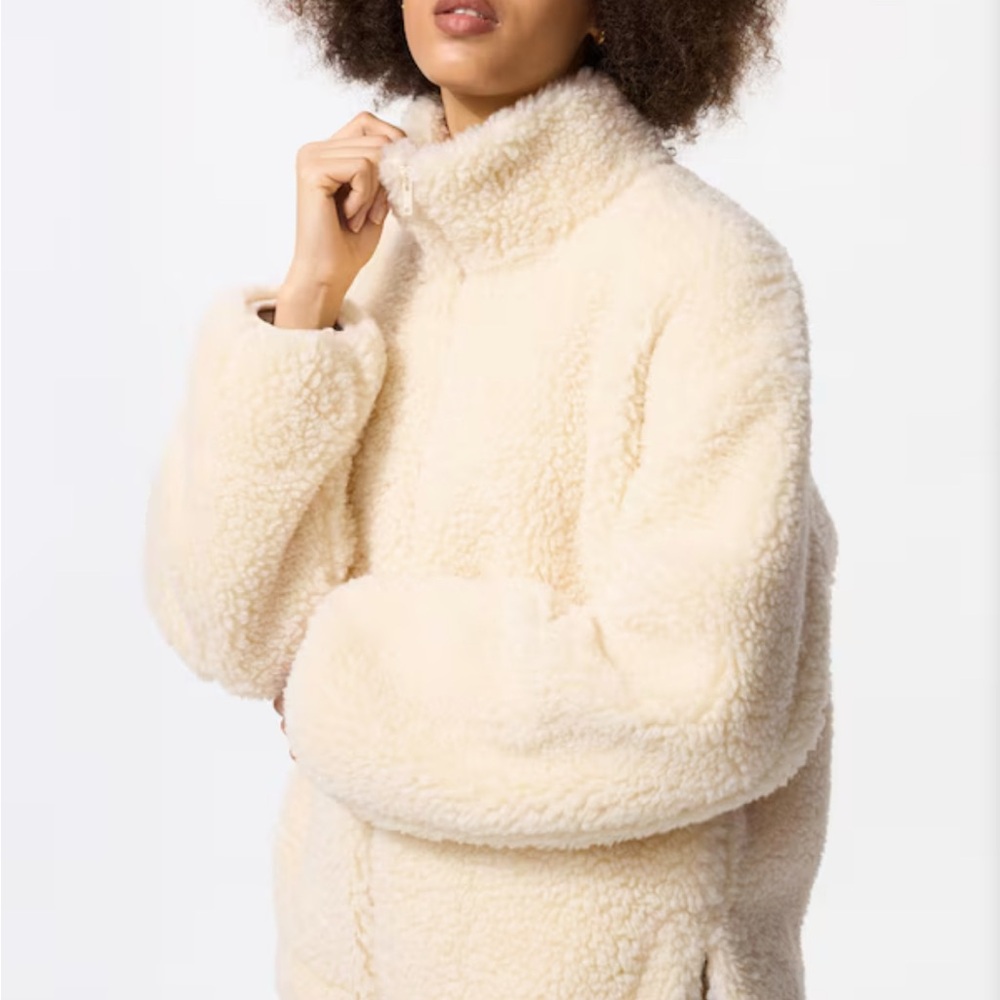 Uniqlo Cream Sherpa Teddy Jacket for Women